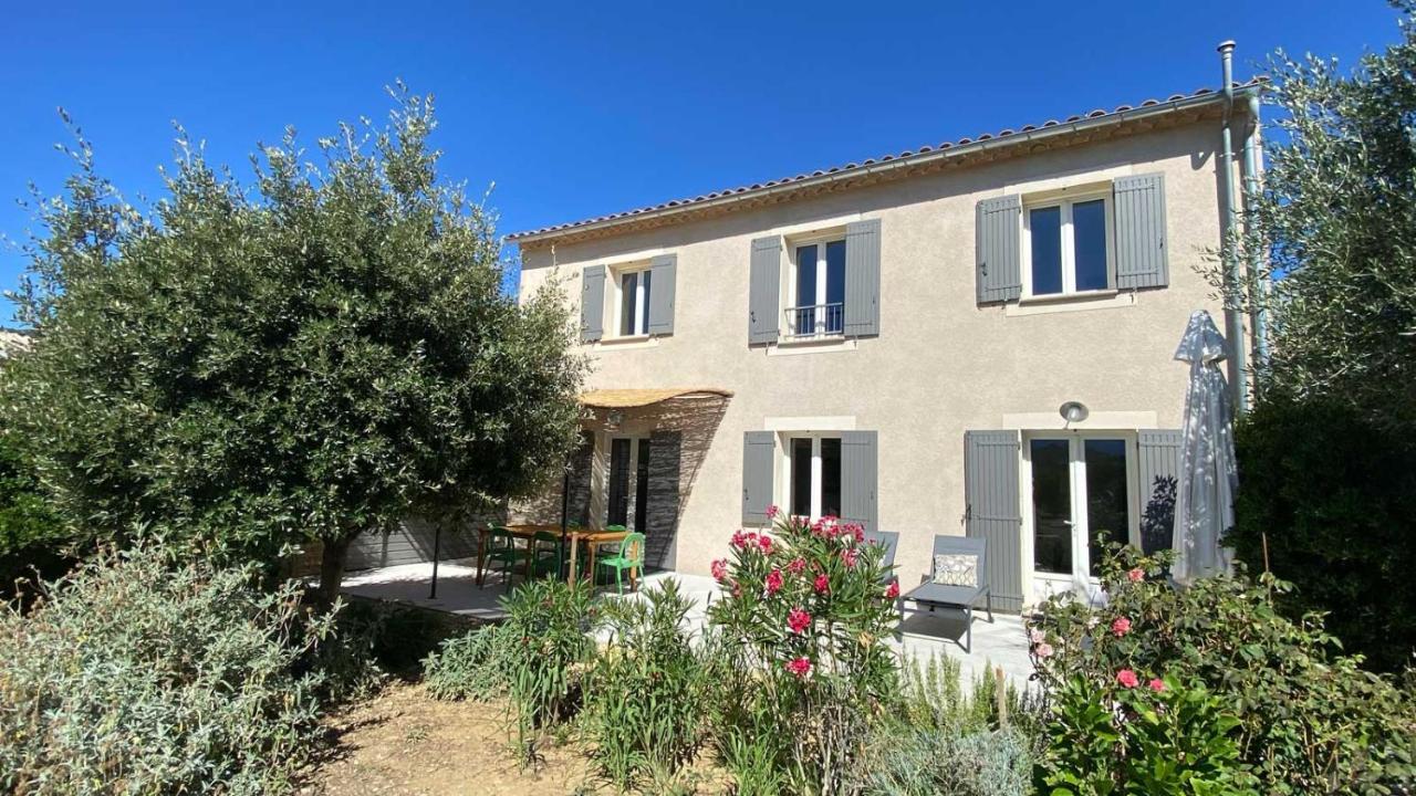 Villa Spacieuse Avec Terrasse Et Vue Mont Ventoux Entrechaux Экстерьер фото